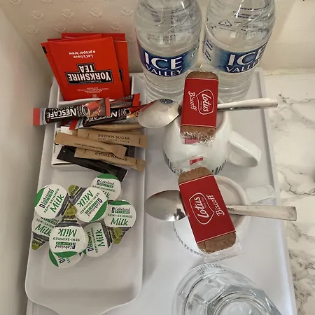 Diamonds Near Hospital Gasthof 4*