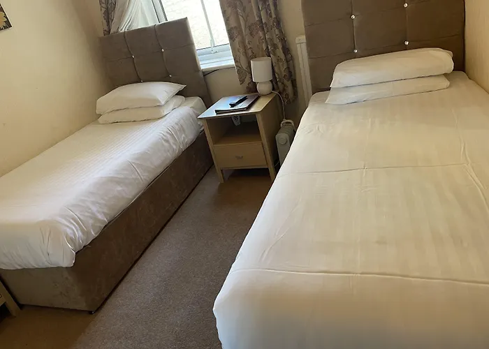 Diamonds Near Hospital Pensjonat York