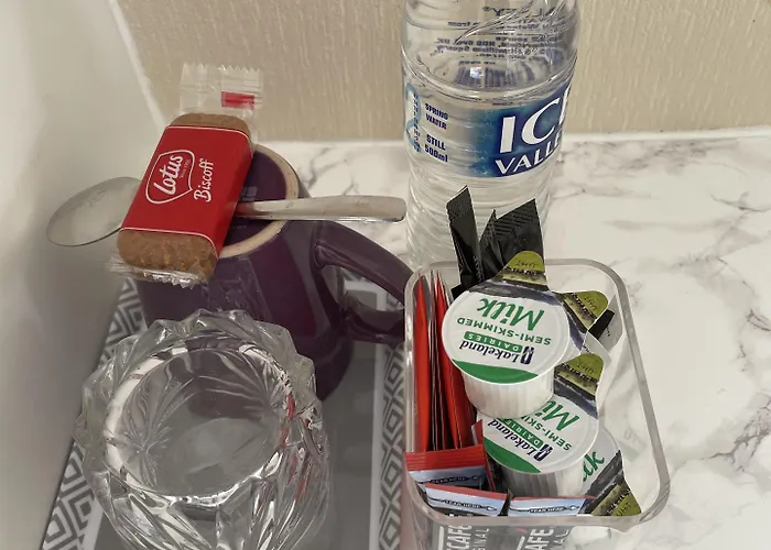 Diamonds Near Hospital 4* York