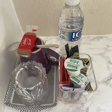 Diamonds Near Hospital 4* يورك